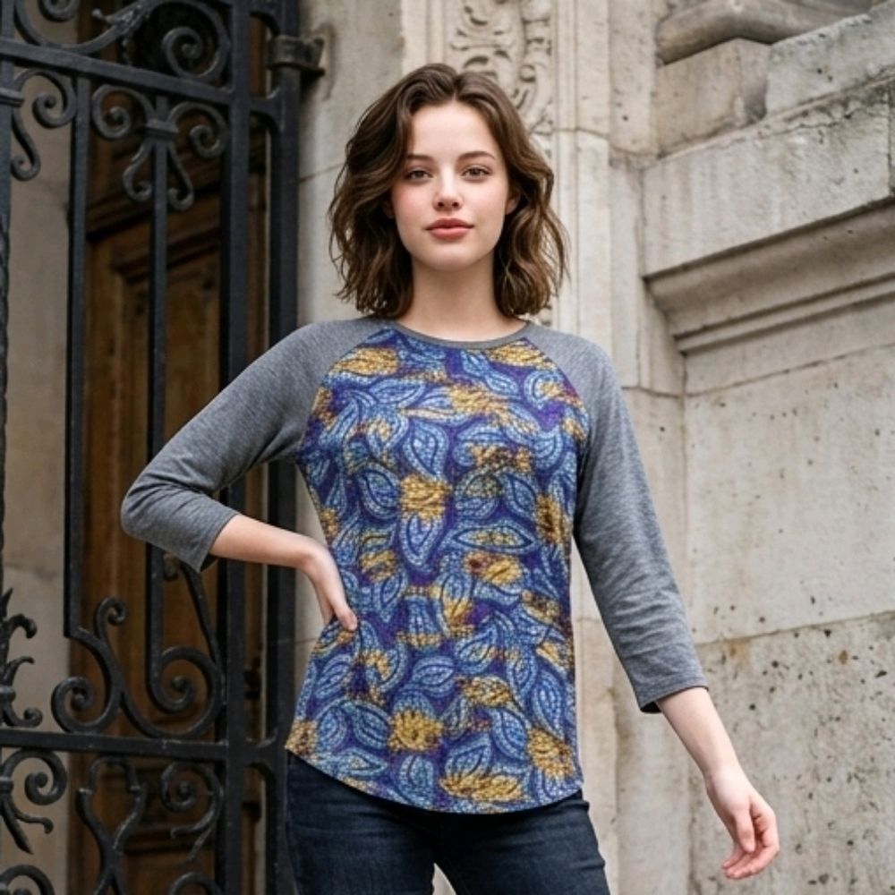 LuLaRoe Randy Tee Unisex Purple Paisley Print Medium Shirt Top Raglan Sleeve